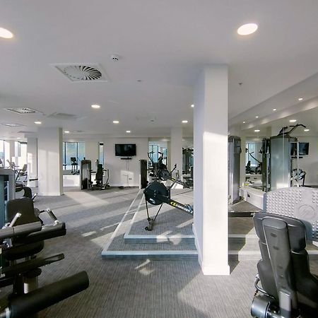 Snuggle Inn - Riverside Apartments - Views Over Looking London River Thames, Close To O2 Arena, London Excel, London City Airport, Thames Clipper- River Boat Service, Woolwich Ferry, Onsite Parking, Twin Room Option Available מראה חיצוני תמונה